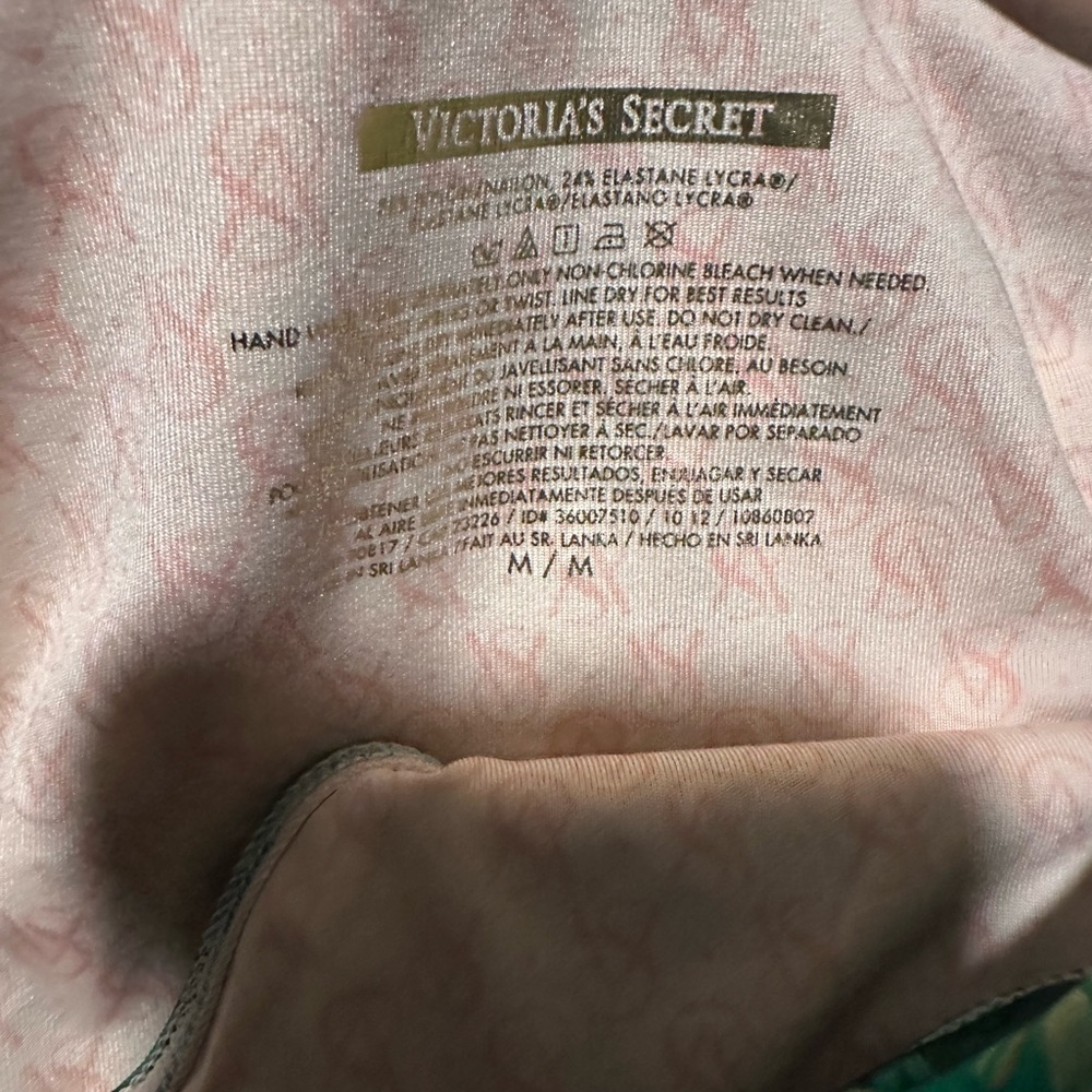 💚Victoria Secret Swim Set 💚 - Picture 6 of 16